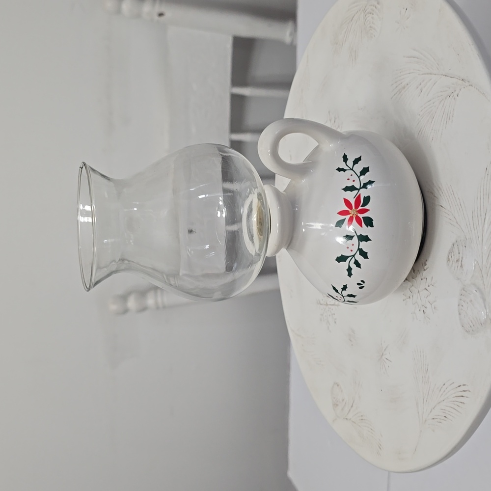Vintage Holly Berry Porcelain Glass Hurricane Candleholder Taiwan Christmas - Picture 4 of 16